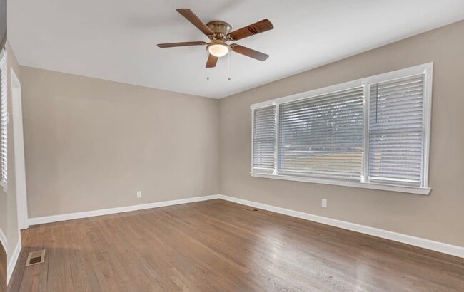 Photo - 4803 Glenwood Rd