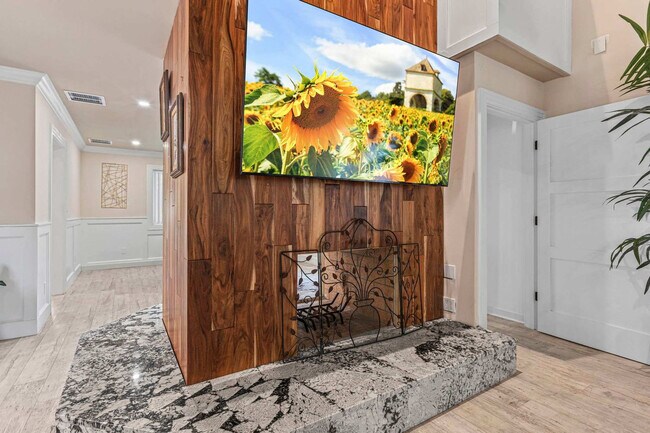 Photo - 366 34th Ct SW Unit ID1460466P