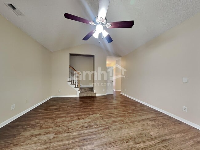 Photo - 4038 River Falls Dr