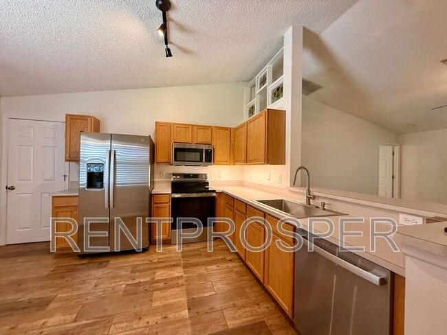 4010 Wilkes Dr