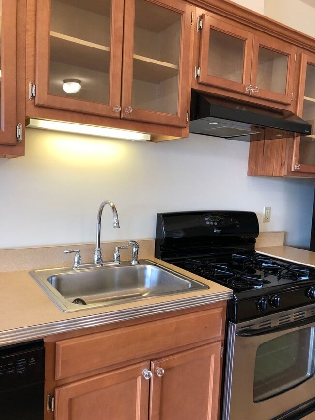 Photo - White Sulphur, LLC 165 Unit Apt. B