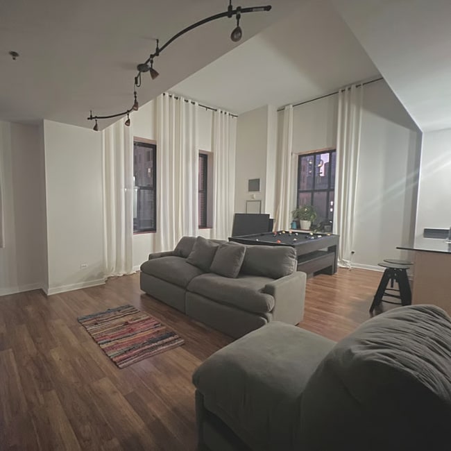 Photo - 5 N Wabash Ave Unidad 1706