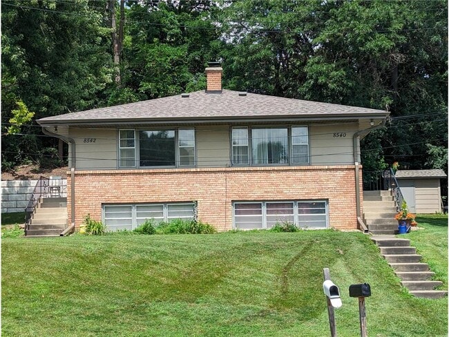 Photo - 8542 Plymouth Ave N