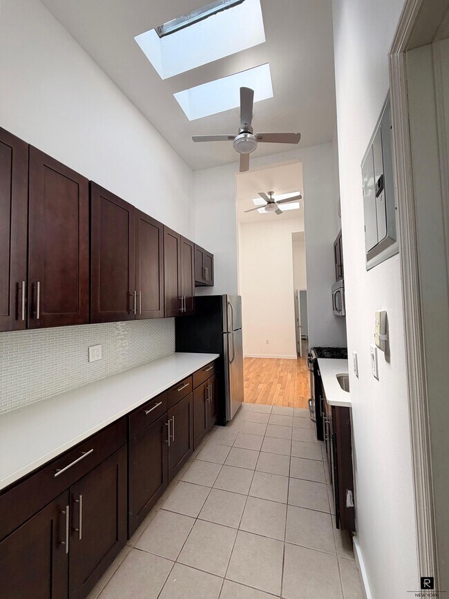 Photo - 211 Wyckoff Ave