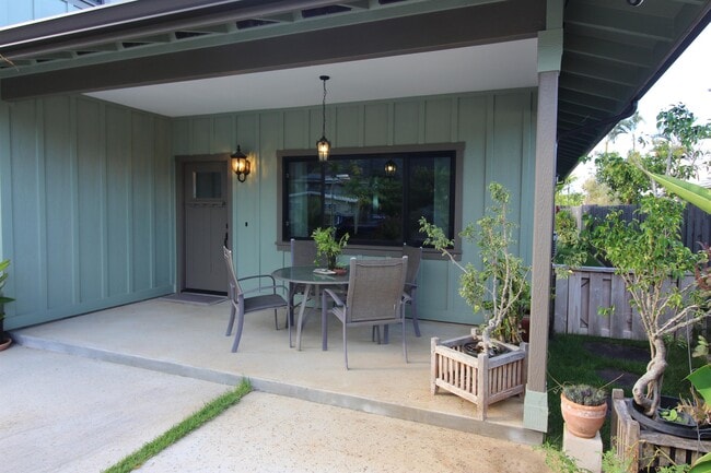 Photo - 1052 Kahili Pl