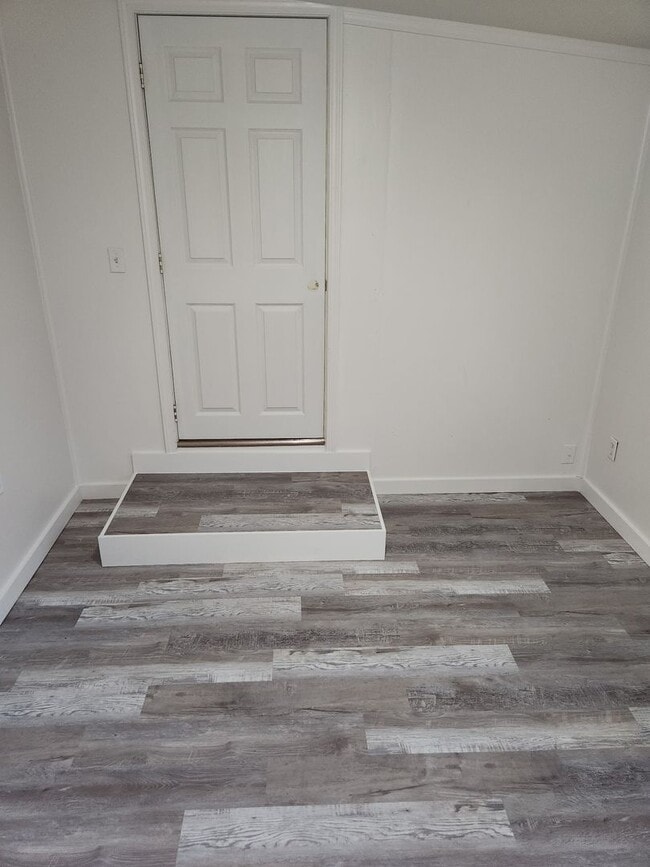 Photo - Charming 3-Bedroom with fresh new interior!