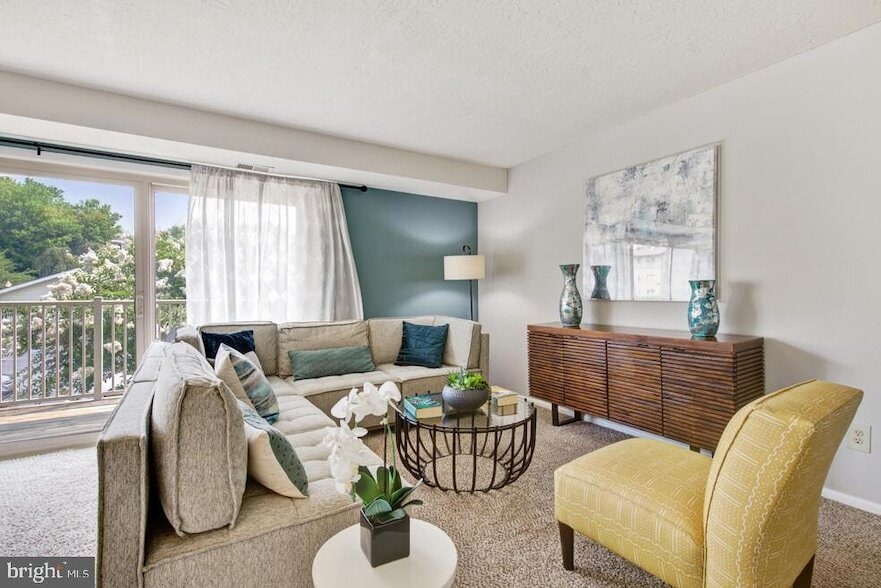 Photo - 706 Country Village Dr