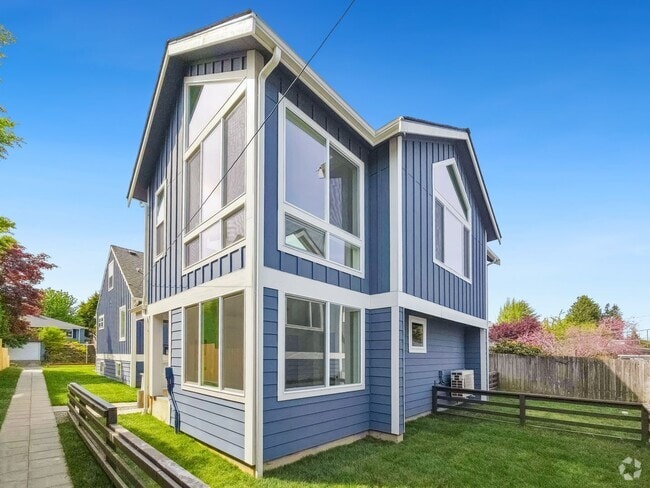 Building Photo - Modern 3-Bedroom AADU with Bright, Open Sp... Rental