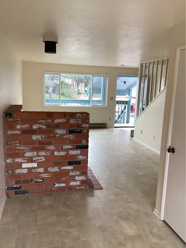 Photo - 912 SW 11th St