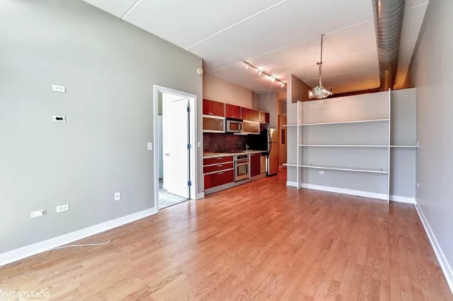 Building Photo - 650 W Wayman St Unit 603c Rental