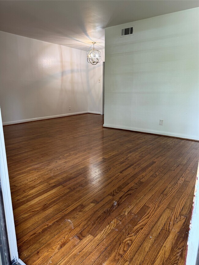 Photo - 2245 Welch St Unit 2