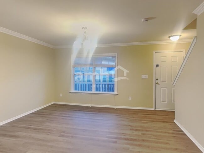 1717 Cabarrus Crossing Dr