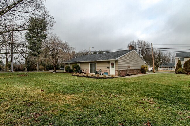 Photo - Beautiful Fully Furnished Two Bedroom Minutes From Hershey