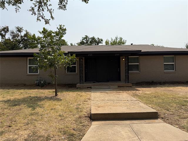 Building Photo - 2505 Normont Cir