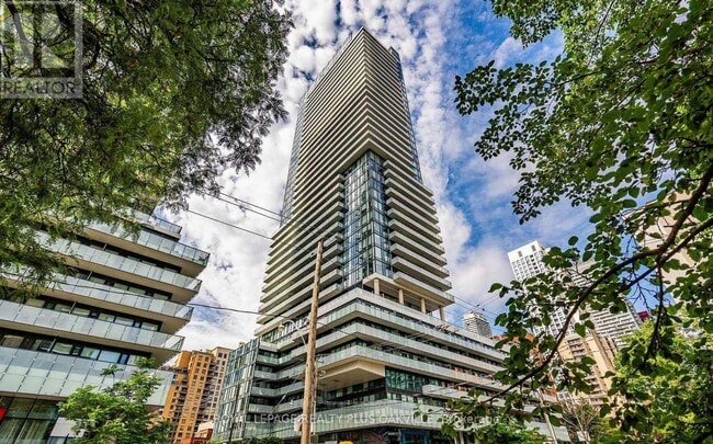 Photo - 161 Roehampton Ave Unit 2008