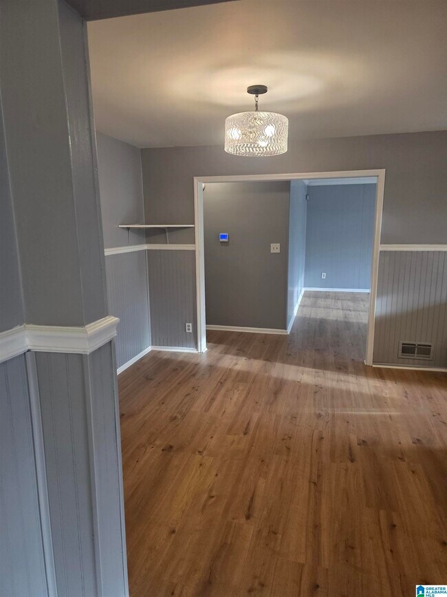 Photo - 529 Camellia Rd