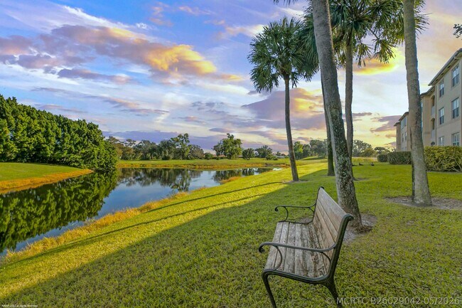Photo - 2040 Greenview Shores Blvd Unit 203