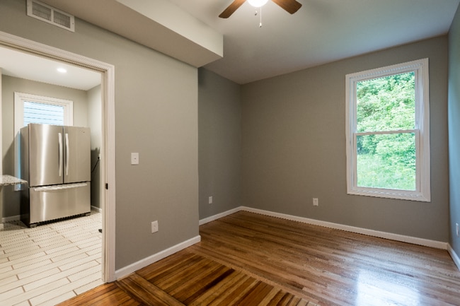 Photo - 511 Hamilton St