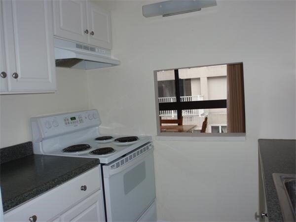 Photo - 45 Trowbridge St Unit 5C