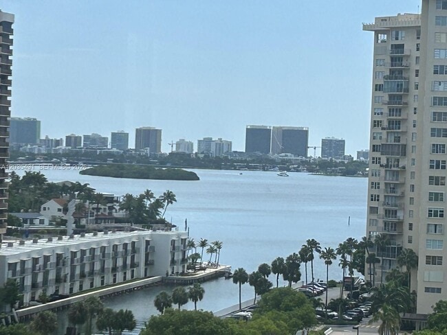 Photo - 11111 Biscayne Blvd Unit 11