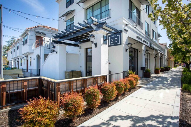 Photo - The Angelino