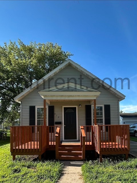 Photo - 912 2nd Ave NE