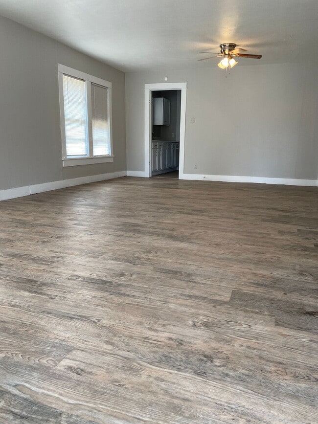 PRELEASE! Great Home Close to Tech and Schools!