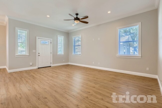 Photo - 7703 N Huntley Ave