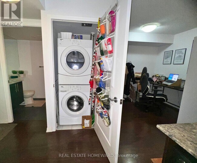 Photo - 75 E Liberty St Unit 411