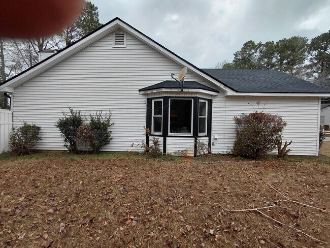 Photo - 742 Redland Dr