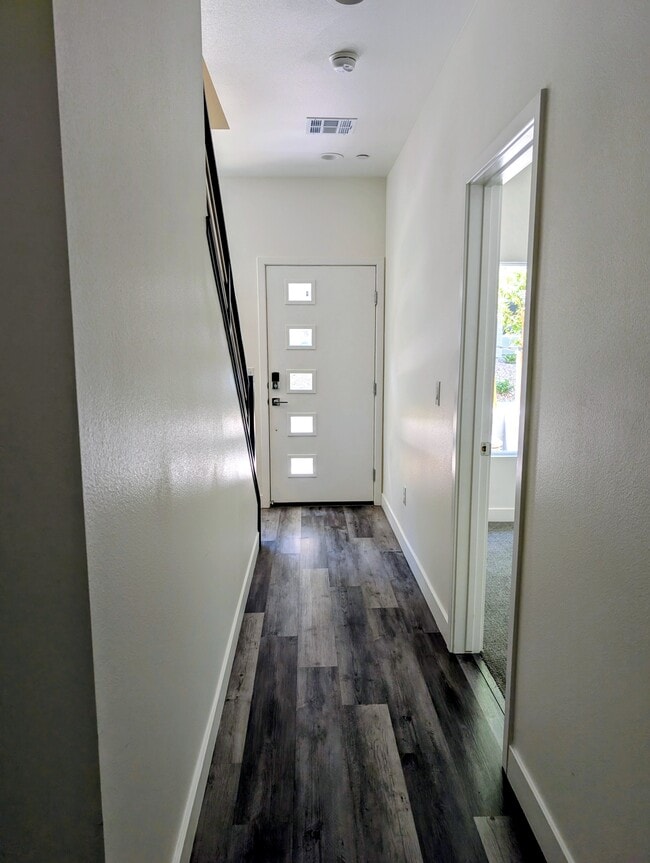 Photo - 1157 Blossom Point St