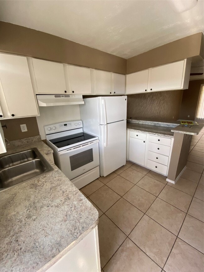 Building Photo - 6305 Westward St Unit 1