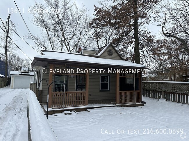 Building Photo - Cozy Cleveland Home