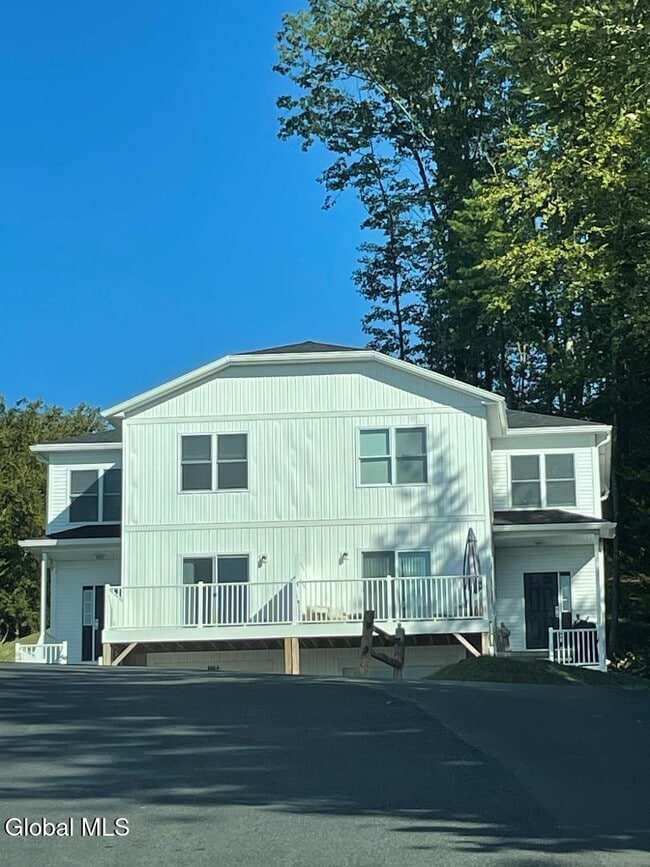 Building Photo - 540 NY-9P Rental