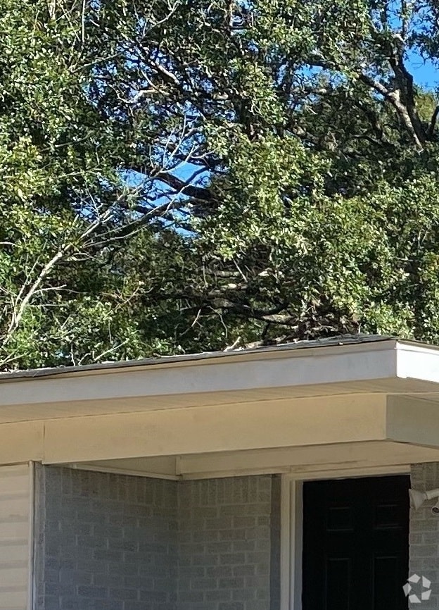 Building Photo - RAINES Rental