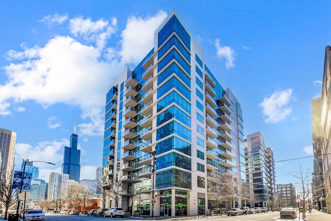 Stunning, Sun-Filled 2BD/2BA Corner Unit a... - Stunning, Sun-Filled 2BD/2BA Corner Apartment Unit a... Unit 601B