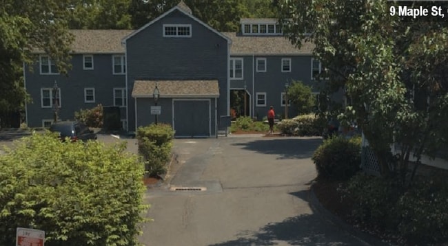 Building Photo - 9 Maple St Unit A