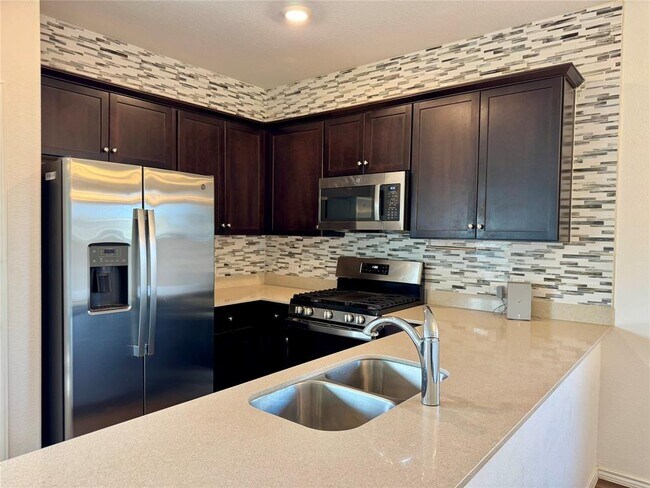 Photo - 14221 Lyndora Ln
