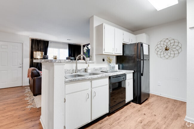 4 BR, 4 BA, 1549 SF - The Wyatt