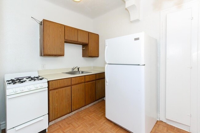 Photo - Manor Apartments