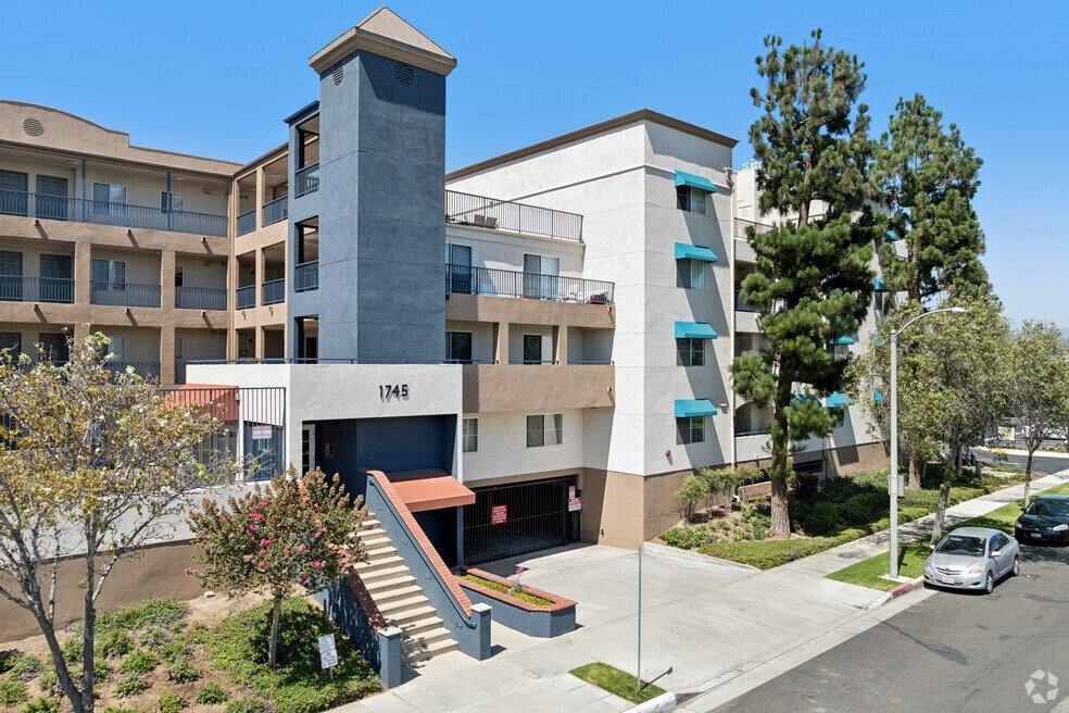 Chestnut Place Senior Apartments