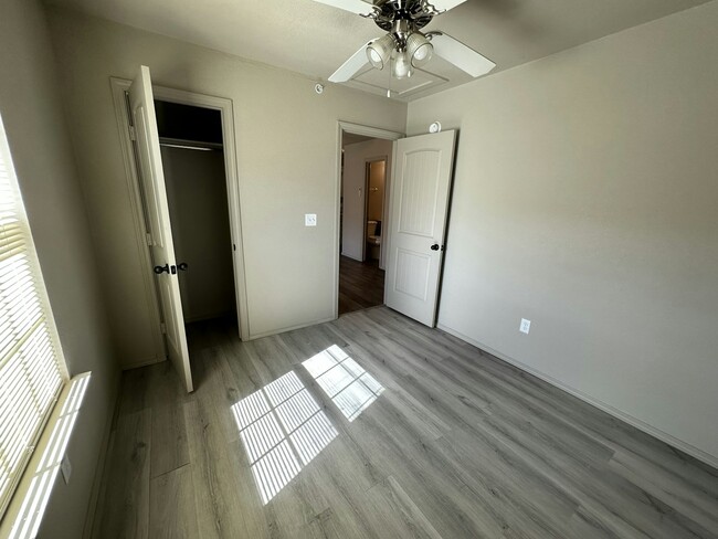 Photo - 112 S 25th St