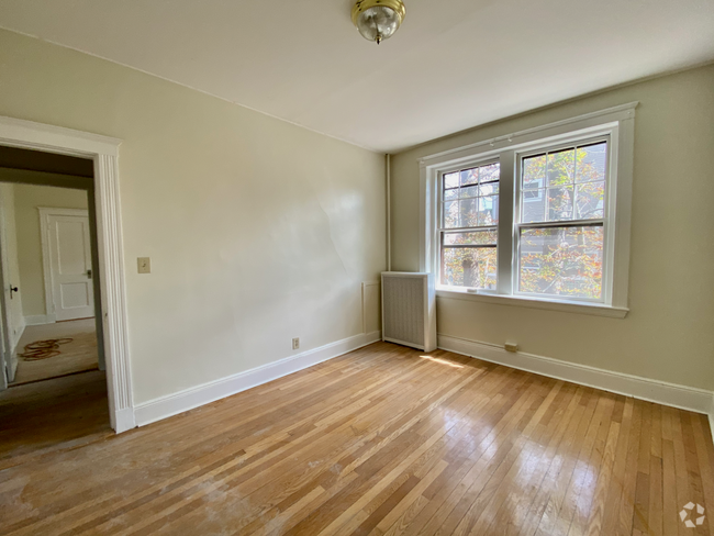 Building Photo - 20 Alton Pl Rental