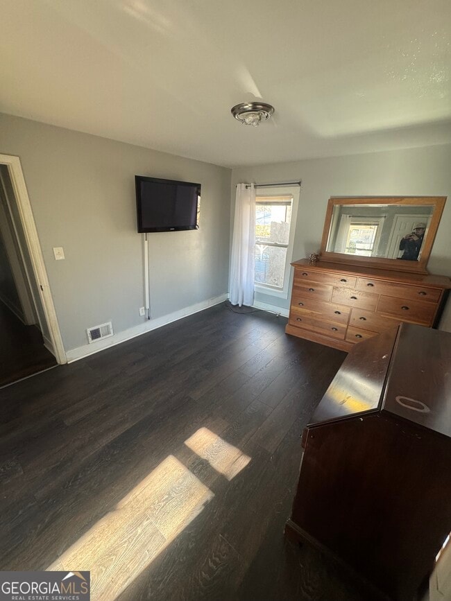 Photo - 5205 Heather Ln