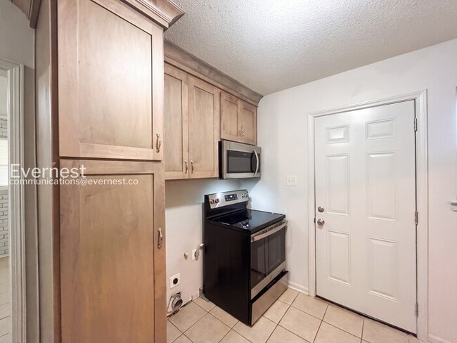 Photo - 1416 Moss Point Dr