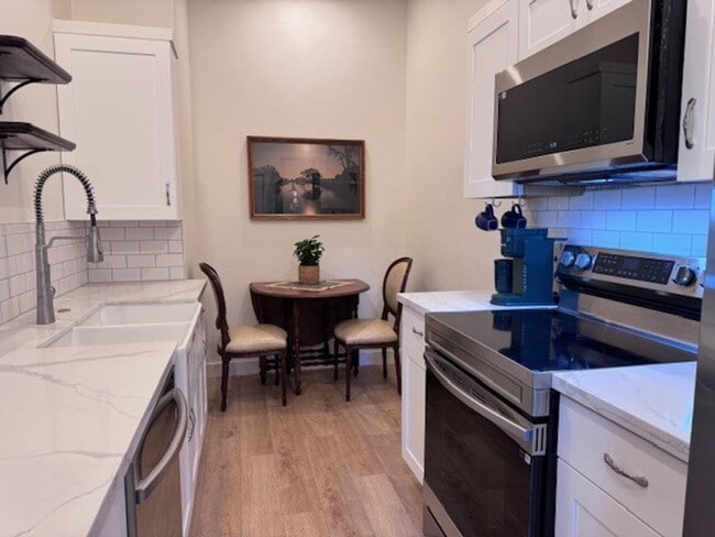 Photo - Beautiful Fully Furnished Studio Apartment with Long Range Views