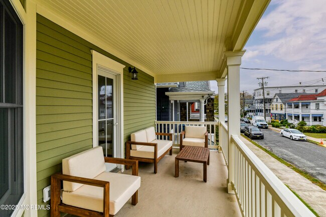 22 Atlantic Ave