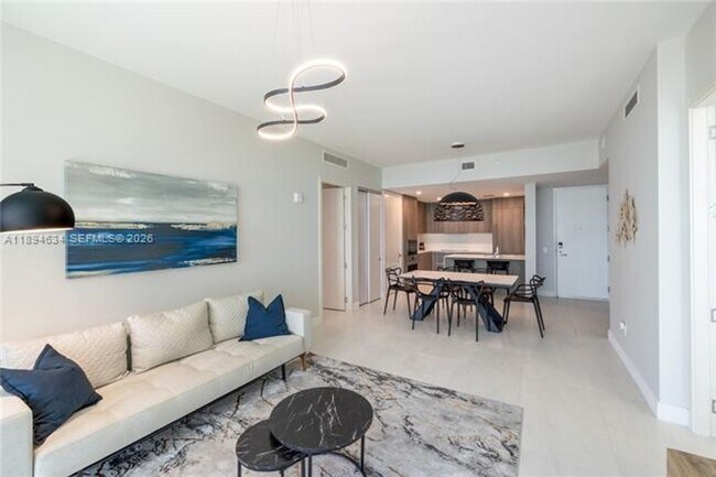 Photo - 17550 Collins Ave Unidad 17550 Collins Ave # 703