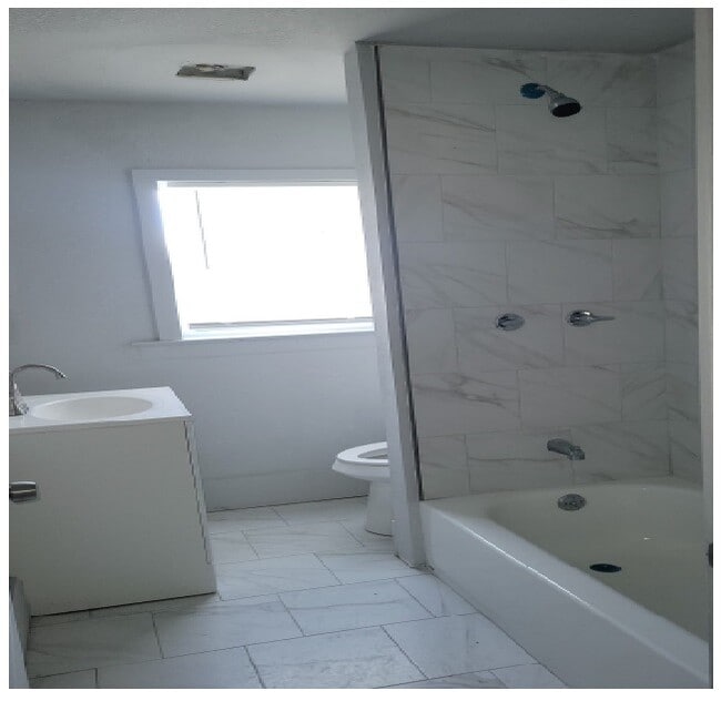 Photo - 343 Elmhurst St