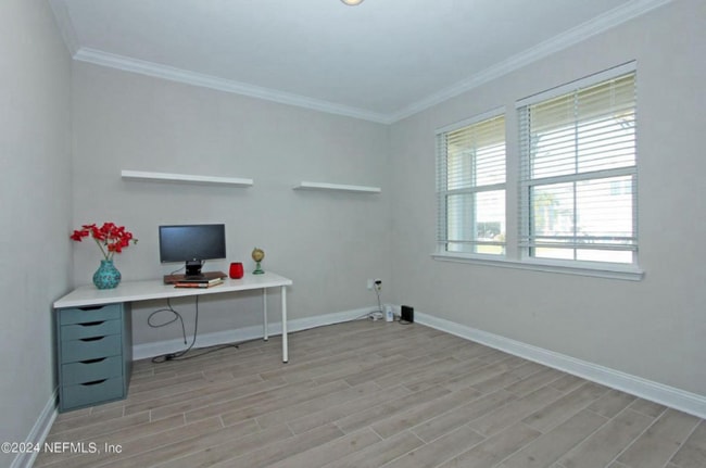 Photo - 242 Silverleaf Village Dr